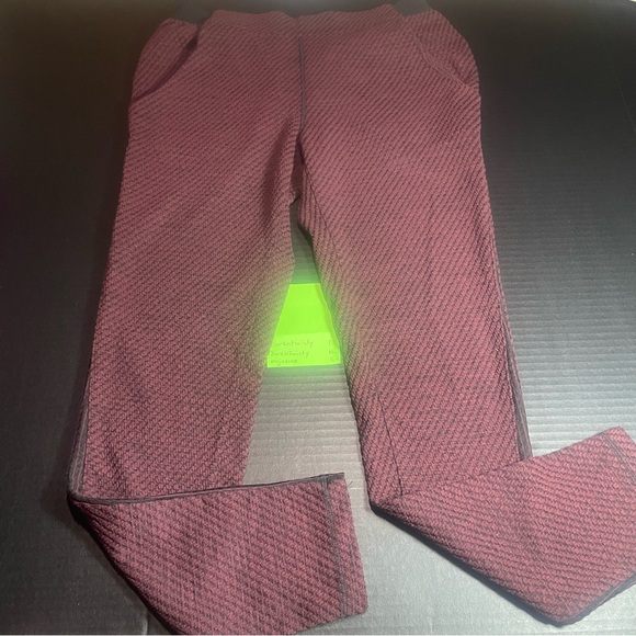 BNWT FREE PEOPLE MAROON COMBO STACKED STREET PANT XS ROOMY AND COMFY! - Picture 6 of 10